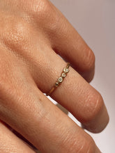 Load image into Gallery viewer, Anillo Stones