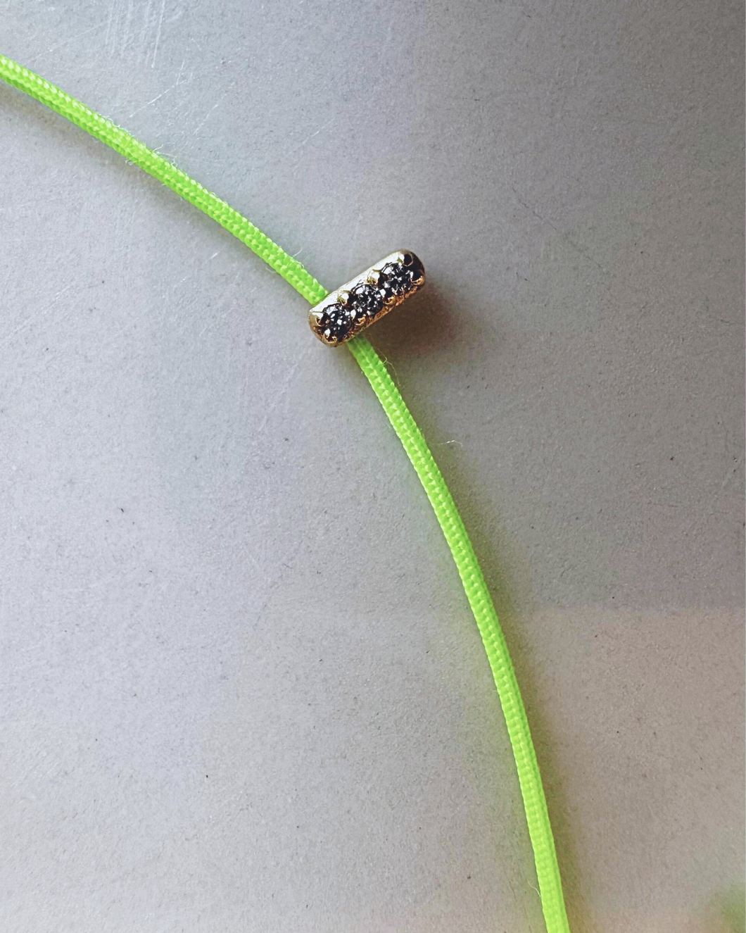 The Three Stone Collar